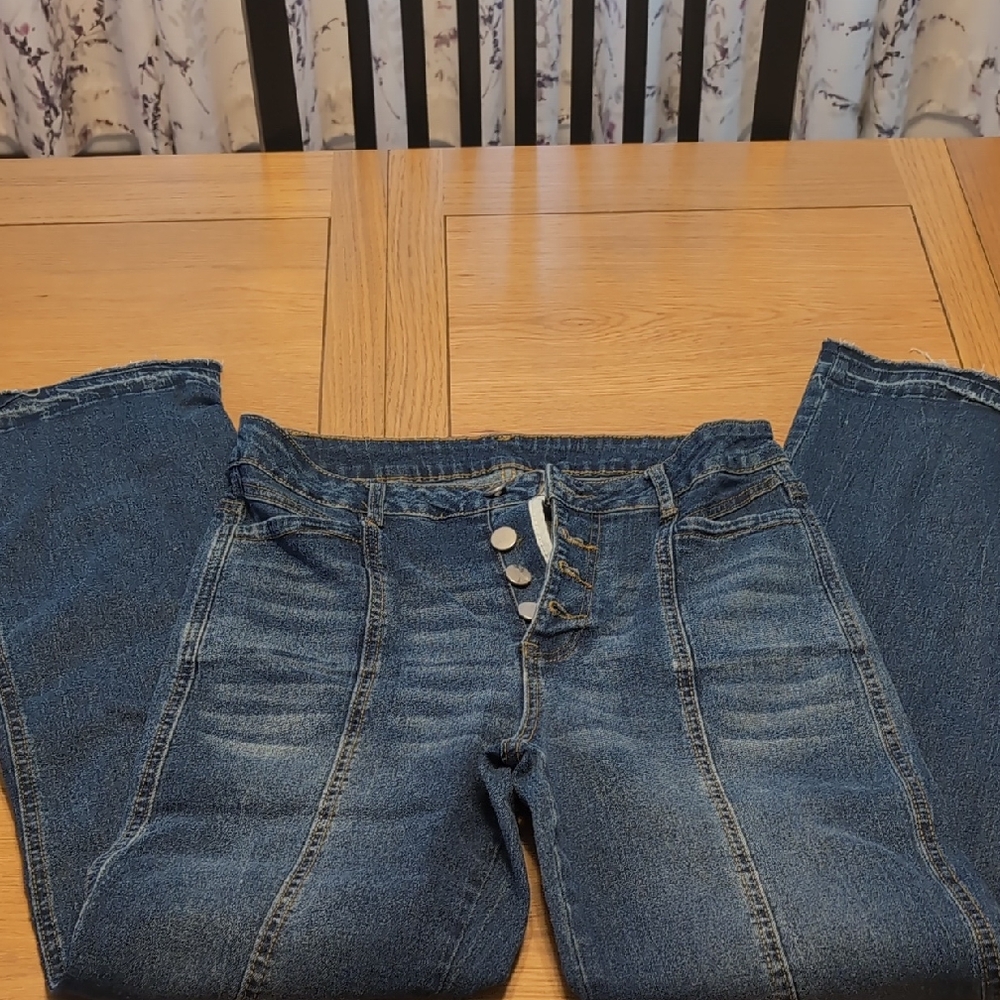 Unk Women's Flare Jeans in Deep Blue